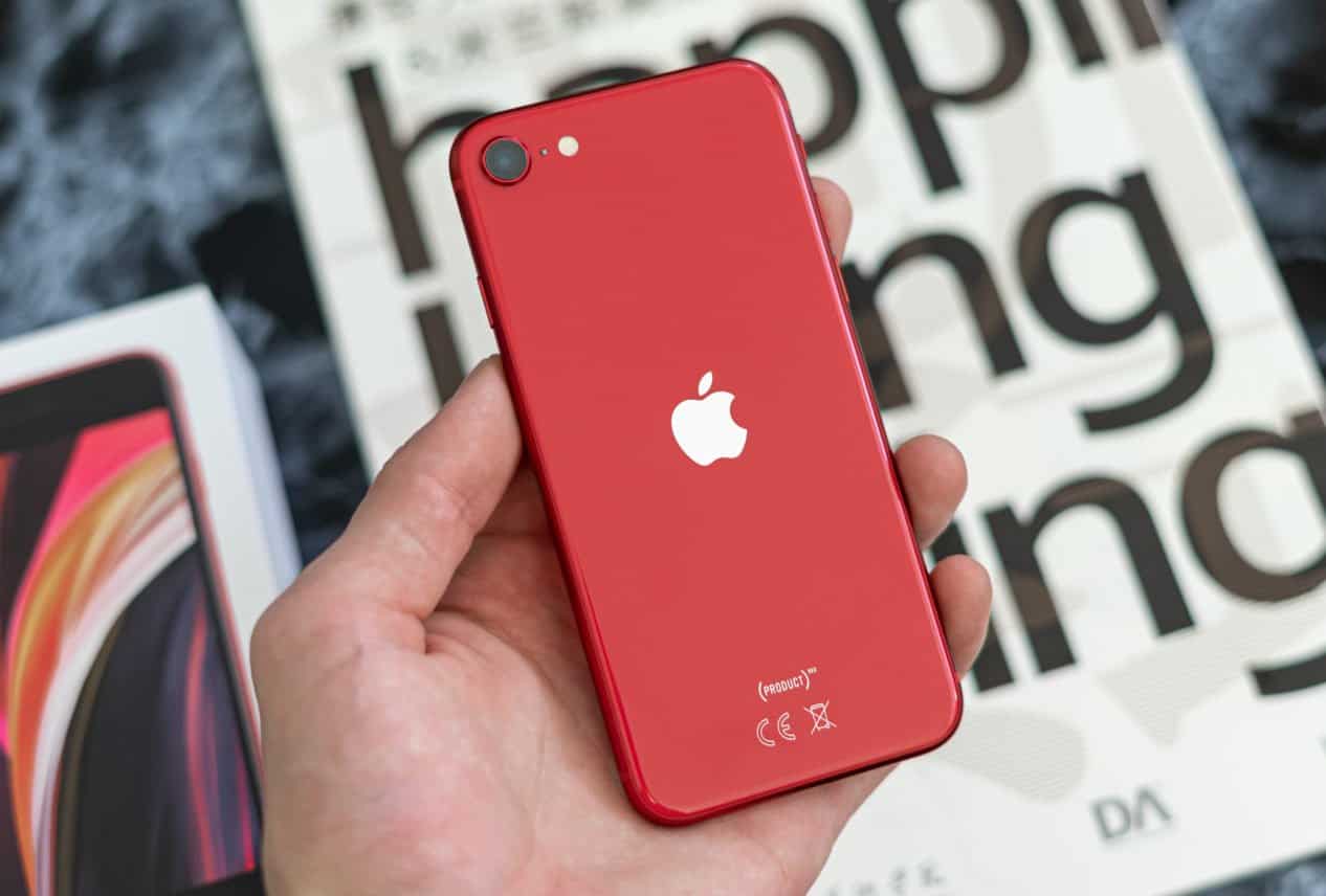 Apple iPhone SE 2020 review achterkant Apple iPhone SE 2020 review achterkant