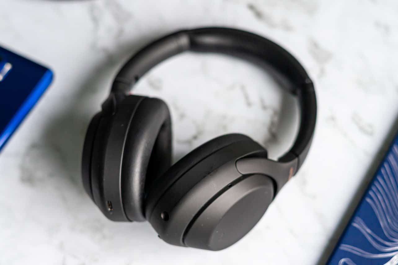 Sony WH-1000XM4 Sony WH-1000XM4