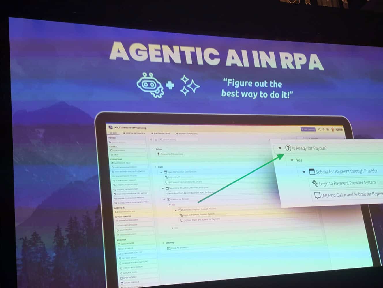 Een presentatieslide toont "AGENTIC AI IN RPA" met een laptopscherm dat een automatiseringsproces en opties voor het indienen van betalingen toont. Ook zijn een offerte en een roboticoon zichtbaar.